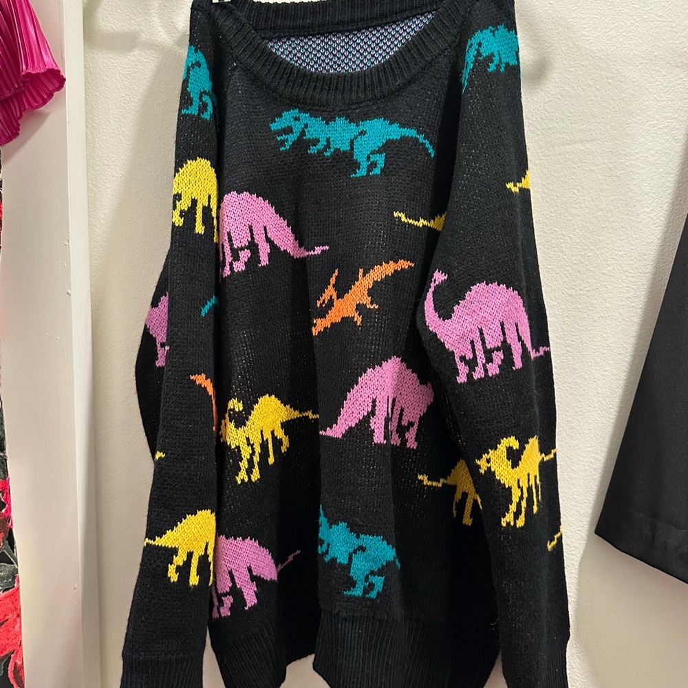 SHEIN Black Sweater with Dinosaur Print